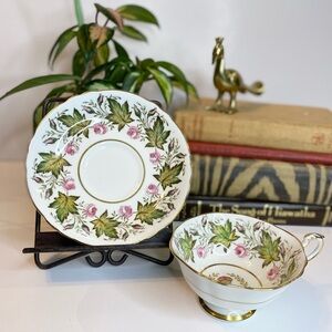 1951 Paragon Teacup Queen Elizabeth Royal Family Collectible Gold England Saucer